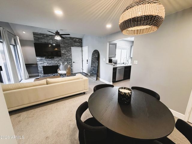 10115 E MOUNTAIN VIEW Road 2104, Scottsdale, AZ 85258