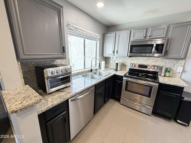 10115 E MOUNTAIN VIEW Road 2104, Scottsdale, AZ 85258