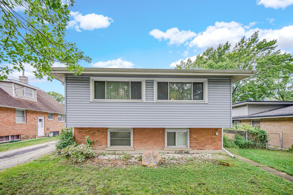 16904 Old Elm Drive, Country Club Hills, IL 60478 — photo 2