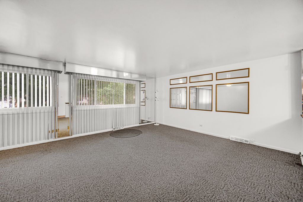16904 Old Elm Drive, Country Club Hills, IL 60478 — photo 5