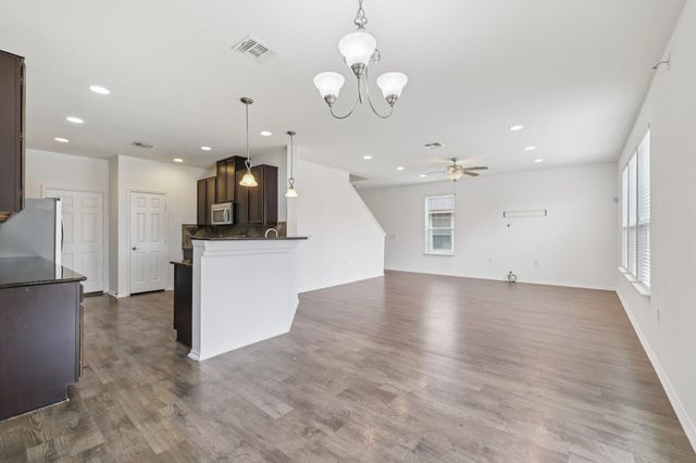11013 Helms Deep DR, Austin, TX 78754