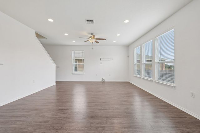 11013 Helms Deep DR, Austin, TX 78754