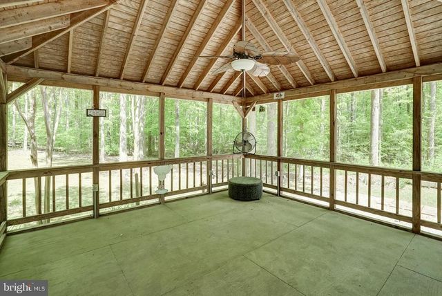 130 OAKLEIGH LN, Bumpass, VA 23024