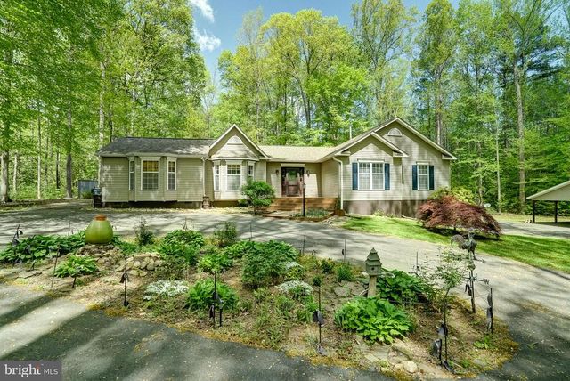 130 OAKLEIGH LN, Bumpass, VA 23024