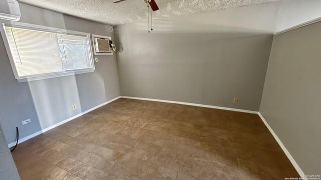 5602 Bienville Dr Apt D2, San Antonio, TX 78233