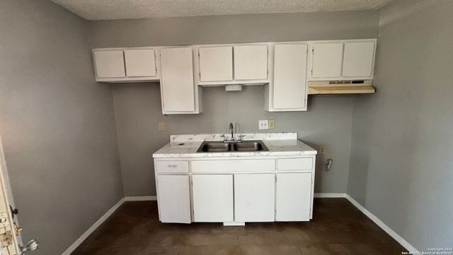 5602 Bienville Dr Apt D2, San Antonio, TX 78233