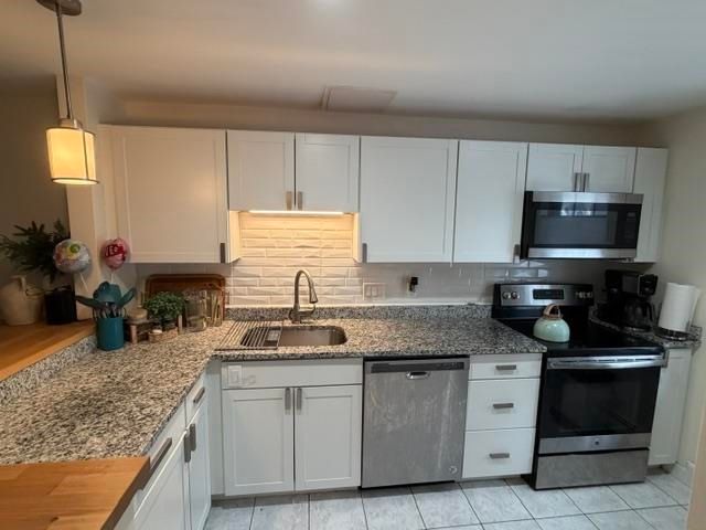 380 Ocean Rd Unit 17, Portsmouth, NH 03801