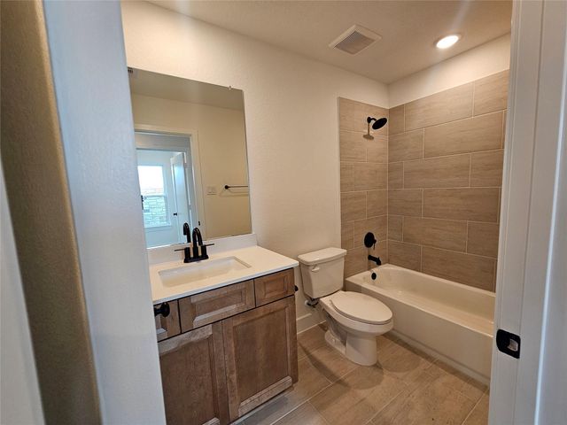 12007 Curlin Drive, Willis, TX 77318