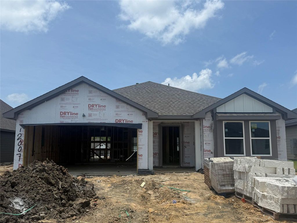 12007 Curlin Drive, Willis, TX 77318