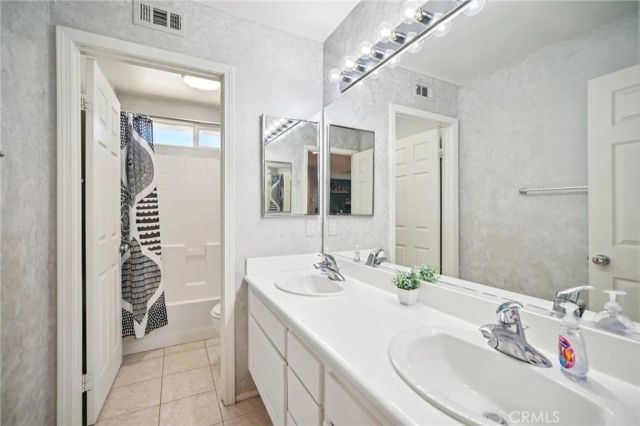 42340 73rd Street West, Lancaster, CA 93536