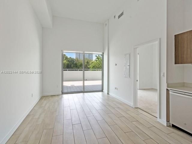 1600 SW 1 Ave 305, Miami, FL 33129