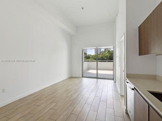 1600 SW 1 Ave 305, Miami, FL 33129