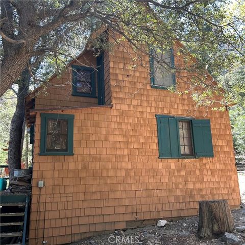 119 Barton Flats Trail, Angelus Oaks, CA 92305