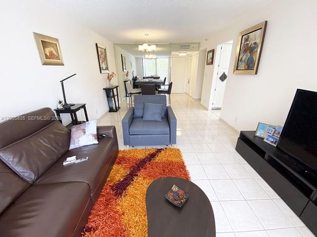 290 174th Street 414, Sunny Isles Beach, FL 33160