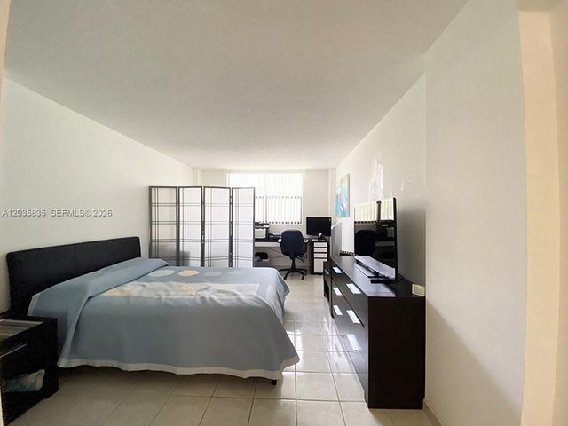 290 174th Street 414, Sunny Isles Beach, FL 33160