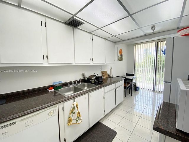 290 174th Street 414, Sunny Isles Beach, FL 33160