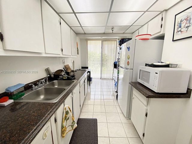 290 174th Street 414, Sunny Isles Beach, FL 33160