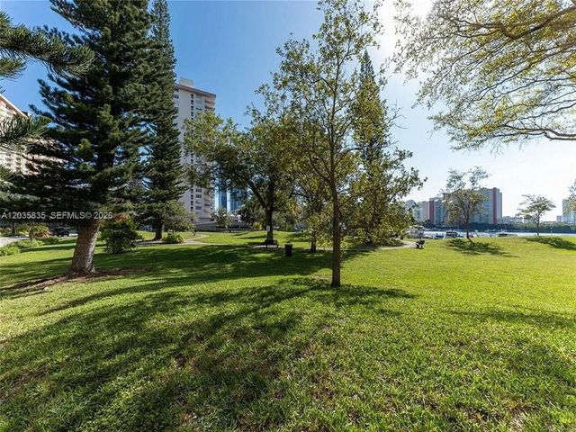 290 174th Street 414, Sunny Isles Beach, FL 33160