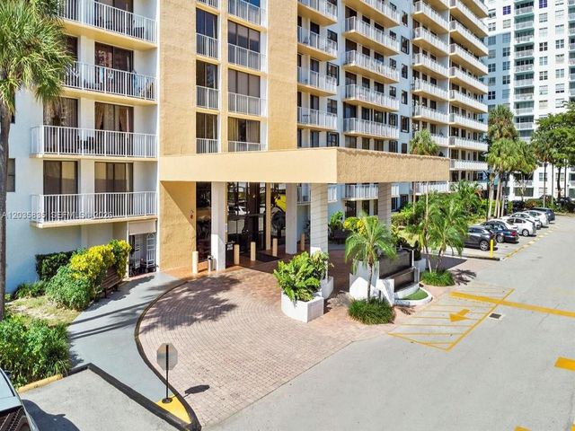290 174th Street 414, Sunny Isles Beach, FL 33160