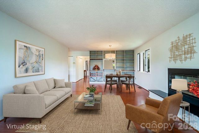 305 Piney Mountain Drive J1, Asheville, NC 28805