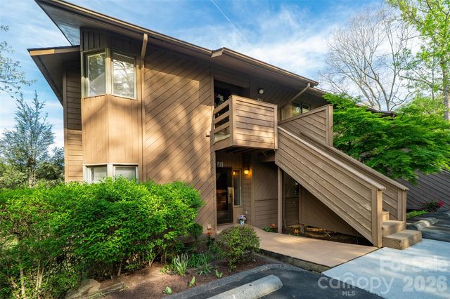 305 Piney Mountain Drive J1, Asheville, NC 28805