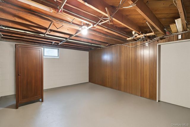 1547 Walt Whitman Road, Melville, NY 11747