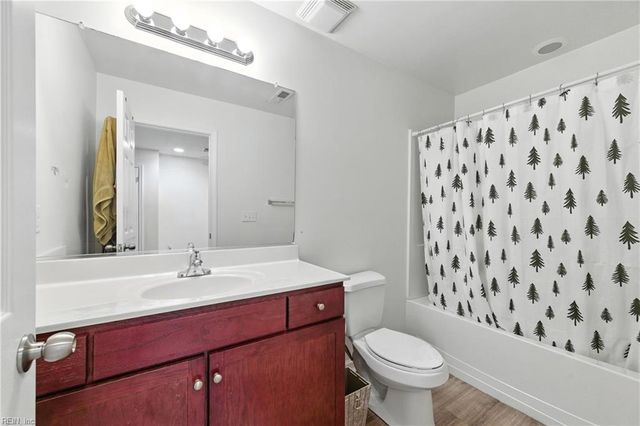 622 Jessica CIR # 21, Newport News, VA 23606