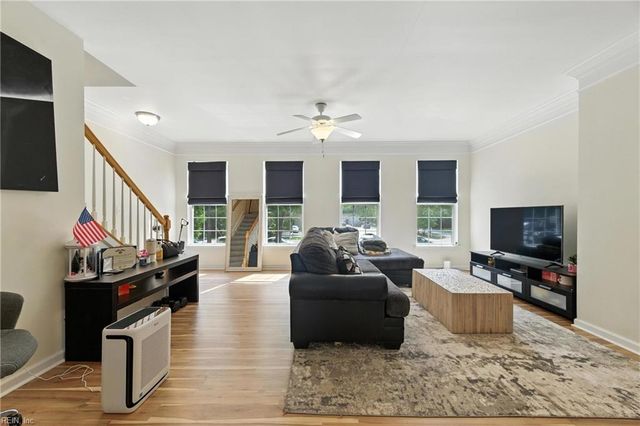 622 Jessica CIR # 21, Newport News, VA 23606