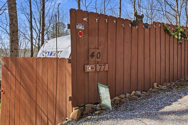 40 9th Street, Ellijay, GA 30540