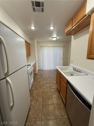 792 Spotted Eagle Street, Henderson, NV 89015