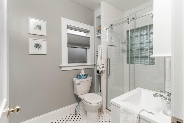 543 53rd Street, Des Moines, IA 50312