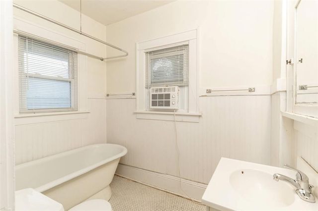 543 53rd Street, Des Moines, IA 50312