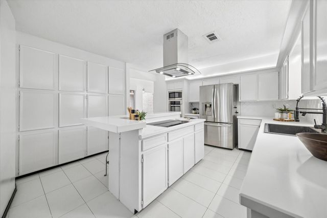 11319 Olympia Drive, Houston, TX 77077