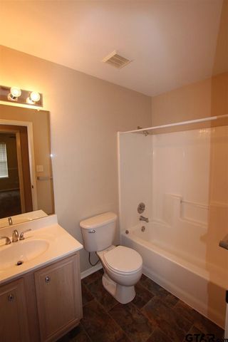 211 Willowbrook, Whitehouse, TX 75791