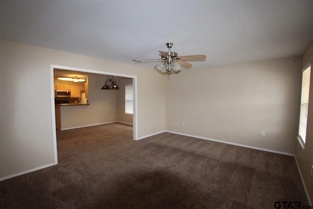 211 Willowbrook, Whitehouse, TX 75791