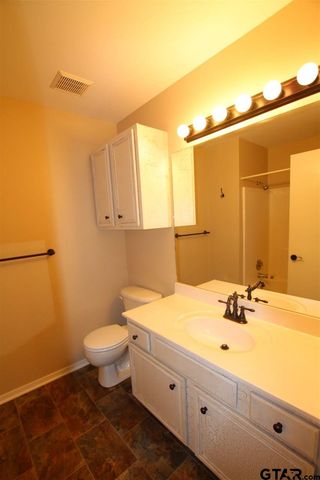 211 Willowbrook, Whitehouse, TX 75791