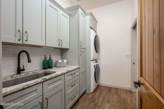 4569 Mesa Monte Drive, Las Cruces, NM 88011