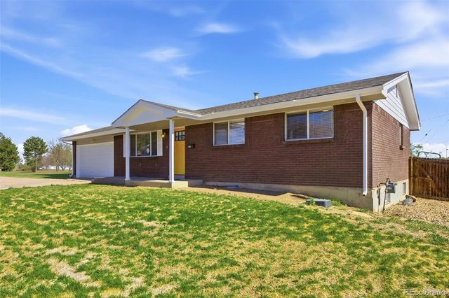 425 Starlight Road, Thornton, CO 80260