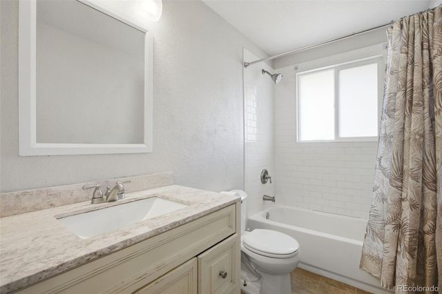 425 Starlight Road, Thornton, CO 80260