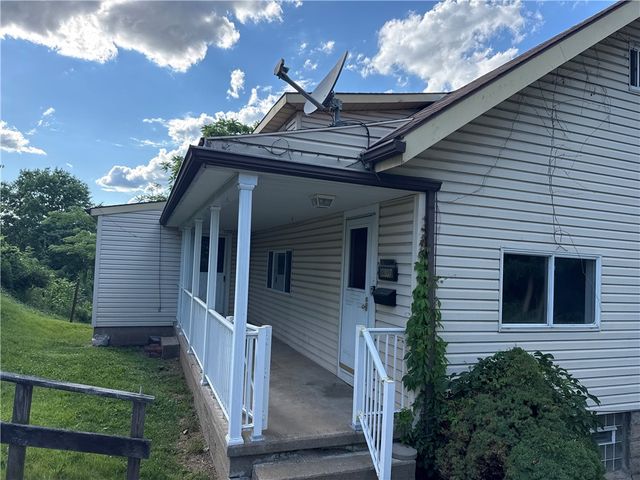 2807 Fayette St, Mckeesport, PA 15132