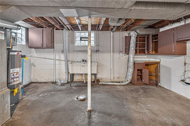 2807 Fayette St, Mckeesport, PA 15132