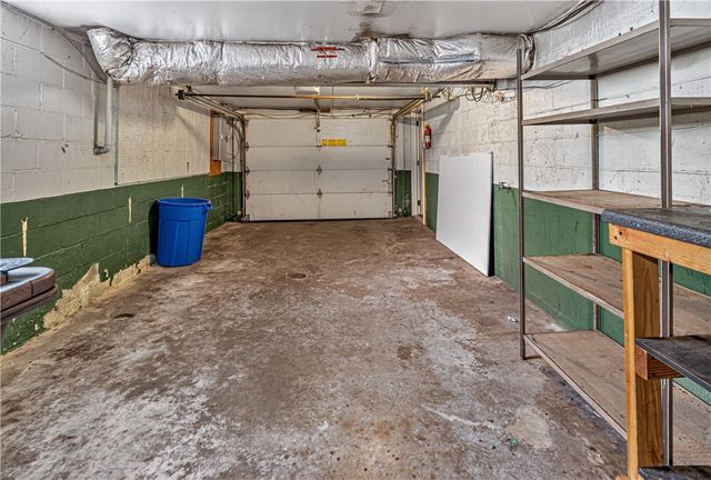 2807 Fayette St, Mckeesport, PA 15132