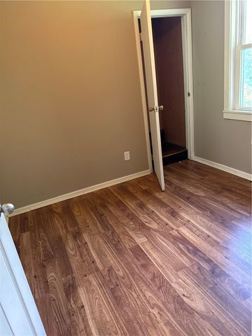 2807 Fayette St, Mckeesport, PA 15132