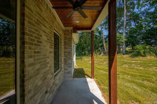 2116 Sable Oaks, Bryant, AR 72022