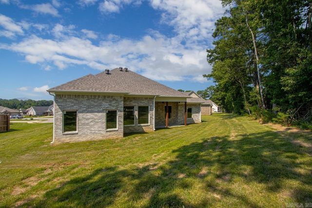 2116 Sable Oaks, Bryant, AR 72022
