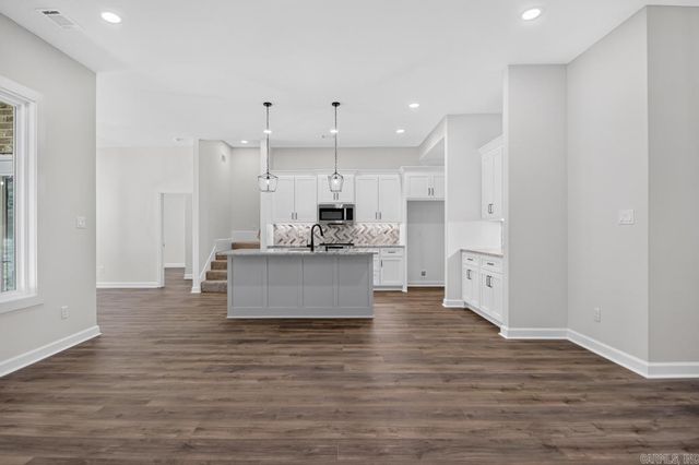 2116 Sable Oaks, Bryant, AR 72022