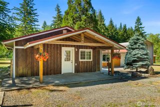 327 Garrard Creek Road, Rochester, WA 98579