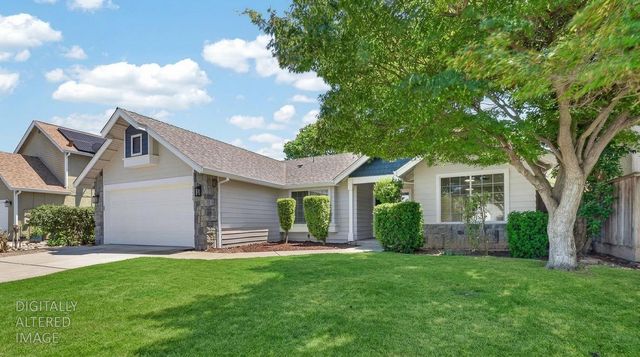 2248 Country Manor Dr, Riverbank, CA 95367