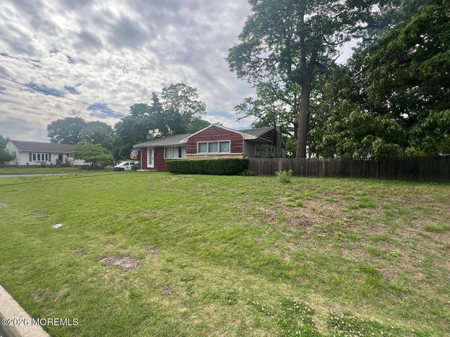 39 Lejune Road, Cinnaminson, NJ 08077