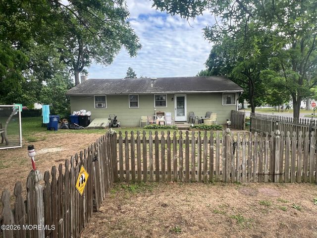 39 Lejune Road, Cinnaminson, NJ 08077